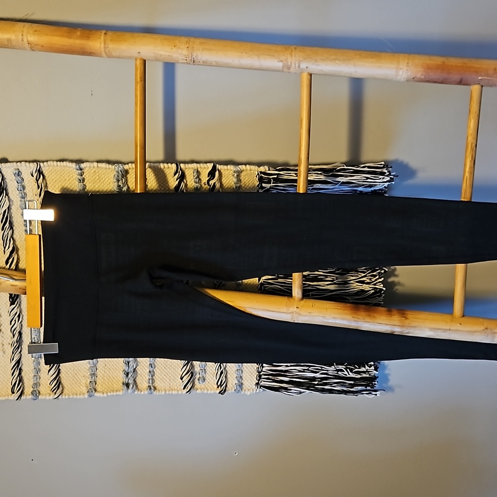 Lululemon 7/8 MANIFESTO leggings
